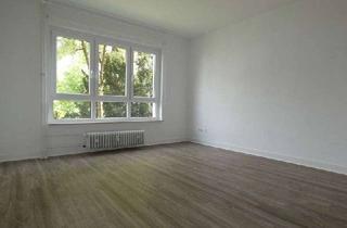 Wohnung mieten in Fürstäbtissinstr. 49, 45355 Borbeck-Mitte, *** Charmante Altbauwohnung Nähe Borbeck-City! ***