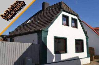 Haus kaufen in 25764 Wesselburen, Verkauf eines kleinen Altbau-Bürgerhauses am Stadtrand von Wesselburen, Kreis Dithmarschen