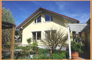 Haus kaufen in 77756 Hausach, Traumgrundstück in bester Wohnlage! Einfamilien-Wohnhaus mit viel Platz - sofort bezugsbereit!