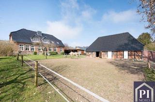 Haus kaufen in 24257 Köhn, Wohnen, wo einst gelernt wurde - Historisch, saniertes Schulhaus für Pferdeliebhaber nahe der Ostsee