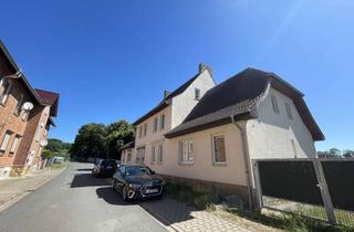 Mehrfamilienhaus kaufen in 39387 Oschersleben, Mehrfamilienhaus mit Potential