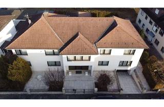 Haus mieten in 63150 Heusenstamm, ** Traumvilla mit Schwimmbad, helle großzügige Räume in in herrlicher Grünanlage ***