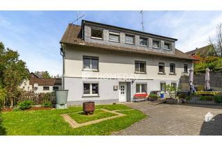 Anlageobjekt in 51688 Wipperfürth, Vermietetes MFH in Wipperfürth mit 3 Einheiten, Garten und Stellplätzen