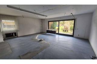 Gewerbeimmobilie mieten in Hauptstraße 82a, 65396 Walluf, Helle Gewerbefläche mit großen Fensterfronten und Gartenzugang