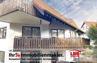 Wohnung kaufen in 73257 Köngen, RUHIG + ZENTRAL! Gepflegte, großzügige 3,5 Zi.-ETW mir ca. 14qm Balkon, EBK und TG-Stellplatz!