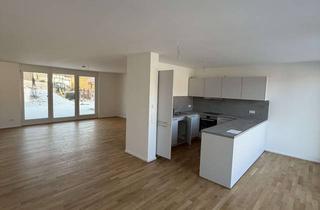 Wohnung mieten in Eutighofer Straße 21, 73525 Schwäbisch Gmünd, *ERSTBEZUG* Familienwohnung mit Balkon, Terrasse & moderner Einbauküche – großzügig & komfortabel