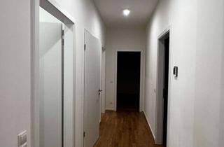 Wohnung mieten in Chausseestraße 41B, 10115 Mitte, Schöner Wohnen in dieser geräumigen 4-Zimmer-Wohnung