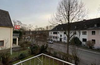 Wohnung mieten in 56075 Oberwerth, Großzügige 4-Zimmer-Wohnung mit Balkon und eigenem Gartenanteil