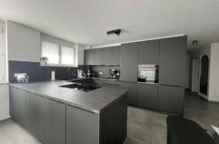 Wohnung mieten in Bühlweg 11/1, 71083 Herrenberg, Exklusive Neubauwohnung 92 m² mit Luxusküche, Aufzug, Garten & TG