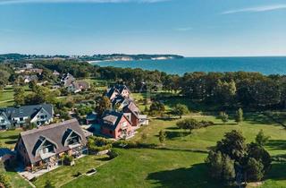 Haus kaufen in Rügenresort 24 A, 24 B, 18586 Middelhagen, Exklusives Doppelhaus mit Reetdachcharme und großzügigem Gartenglück