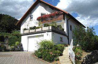 Einfamilienhaus kaufen in 79805 Eggingen, Stilvolles Einfamilienhaus mit Photovoltaik, Garage und großem Grundstück in Eggingen