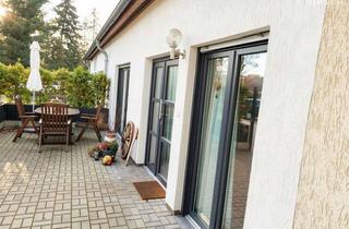 Wohnung kaufen in 14789 Wusterwitz, Hausgefühl auf einer Ebene – mit zusätzlicher Mieteinnahme bis 2030 Wohnen mit Hauscharakter & Gewerbe – schnelle Bahnverbindung nach Berlin