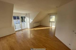 Wohnung mieten in 86529 Schrobenhausen, Hier scheint die Sonne rein! 2-Zimmer-Dachegschosswohnung inkl. Küche und Stellplätze