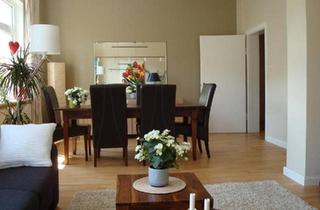 Wohnung kaufen in 26384 Wilhelmshaven, Wilhelmshaven - Exklusive Eigentumswohnung im Villenviertel mit gr. SW-Balkon