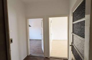 Wohnung kaufen in Uhlandstr. 29, 26382 Bant, Sanierungsbedürftige 2-Zimmer-Wohnung in guter Lage