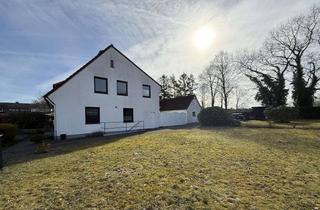 Wohnung kaufen in 21218 Seevetal, Ankommen und wohlfühlen - zentral auf großzügigem Grundstück!