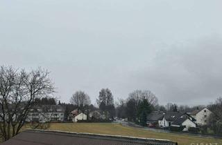 Wohnung kaufen in 73557 Mutlangen, Gemütliche 3 Zimmer-DG-Wohnung mit Balkon - Kapitalanlage oder Eigenheim?