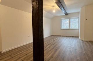 Wohnung kaufen in Elterleiner Straße 10, 08344 Grünhain-Beierfeld, Erstbezug nach Sanierung: 4-Zimmer-Wohnung im 2. OG in Grünhain-Beierfeld