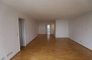 Wohnung mieten in 79219 Staufen, Helle Erdgeschoss-Wohnung mit Terrasse und Einbauküche in Staufen – optimal geschnitten