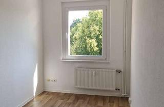 Wohnung mieten in Willy-Brandt-Str. 27, 39576 Uchtspringe, 2-Raum Wohnung - Wohnen mit Blick ins Grüne in Uchtspringe