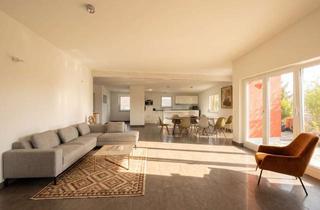 Wohnung mieten in 79576 Weil am Rhein, Wohnen über den Dächern von Altweil: Maisonette-Wohnung mit beeindruckender Dachterrasse