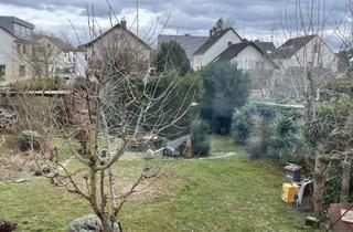 Einfamilienhaus kaufen in 65239 Hochheim, Geräumiges Einfamilienhaus mit großem Garten in idyllischer Lage