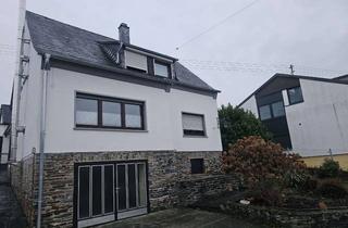 Haus kaufen in 54347 Neumagen-Dhron, Neumagen-Dhron: 2-Familienhaus mit viel Drumherum