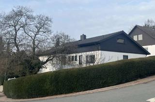 Einfamilienhaus kaufen in Akazienstraße, 61352 Bad Homburg, Freistehendes Einfamilienhaus in familienfreundlicher Wohnlage | Garage + Garten