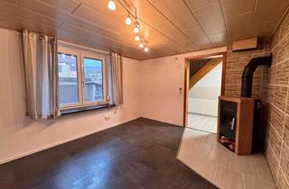 Haus kaufen in 74235 Erlenbach, Familienfreundliches Wohnhaus mit viel Potenzial und Scheune