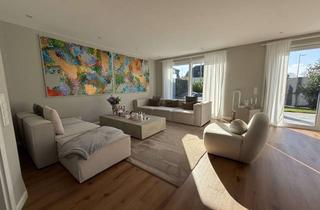 Haus mieten in 33649 Brackwede, Exklusive KfW-55 Doppelhaushälfte (A+) mit Wärmepumpe, PV-Anlage & Designküche – 549 m² WOHLFÜHLEN!