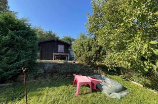 Grundstück zu kaufen in 70329 Hedelfingen, Schönes Gartengrundstück mit Weitblick! * Haus + Terrasse + div. Geräte / Mobiliar *