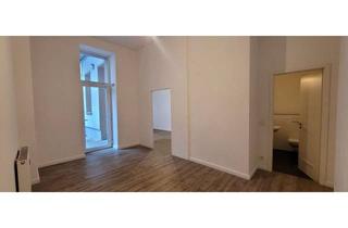 Gewerbeimmobilie mieten in Revaler Straße, 10245 Friedrichshain, Arbeiten in der Revaler? Here you go!