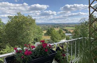 Wohnung mieten in 36100 Petersberg, Moderne 5-Zimmer-Wohnung (175 m²) mit Garten, Balkon & Garage