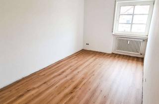 Wohnung mieten in 63801 Kleinostheim, 3-Zimmer Wohnung 114qm inkl. Einbauküche (neu), Südbalkon, Garage, Aufzug & Kellerabteil