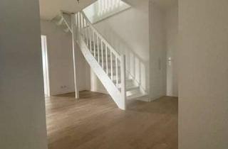 Wohnung mieten in Alte Dorfstraße 53, 24623 Großenaspe, Helle, komplett renovierte 2,5 Zimmer DG-Wohnung über zwei Ebenen