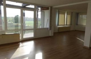 Wohnung mieten in Schaumburger Straße 13, 31867 Hülsede, Hübsche 4,5-Zimmer Maisonette-Wohnung im 1. u. 2. OG mit Balkonen in Hülsede