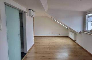 Wohnung mieten in 90522 Oberasbach, Ideal geschnittene, große und ruhige 1 Zimmer Wohnung in Oberasbach