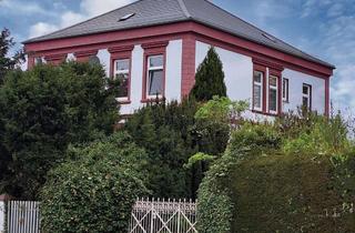 Villa kaufen in 26441 Jever, Markante Jugendstil Villa direkt in Jever! Zeitloser Stil - Geschichte - Funktionalität - Preis VB!