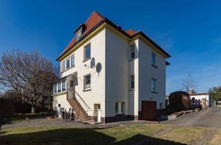 Villa kaufen in 04158 Wiederitzsch, Tolle Villa mit viel Potenzial - großes Grundstück | Wintergarten| Garagen | Mehrgenerationen-Wohnen
