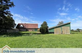 Haus kaufen in 21737 Wischhafen, Anwesen mit anliegender Grünfläche und zeitgemäßer Halle