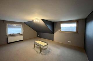 Wohnung mieten in 51570 Windeck, Gemütliche 2-Zimmer-Dachgeschosswohnung mit EBK, Balkon u.v.m.!