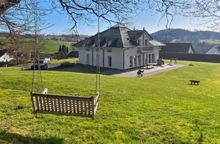 Villa kaufen in 51766 Engelskirchen, Bezugsbereite Villa auf traumhaftem Grundstück in begehrter Lage von Engelskirchen-Remerscheid