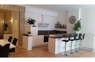 Loft kaufen in 86836 Untermeitingen, Untermeitingen - Vermietete 2 Zi Wohnung + Praxis (ges. ca. 154 m²) + 3 TG-Stpl.