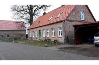 Doppelhaushälfte kaufen in 17159 Dargun, Dargun - Bauernhaus mit 2 Doppelhsushälften zu verkaufen