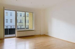 Wohnung kaufen in Beusselstraße, 10553 Berlin, Bezugsfreie Etagenwohnung mit Aufzug, Balkon und PKW-Stellplatz!