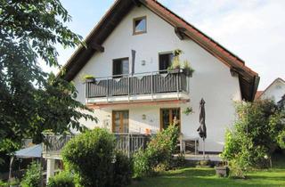 Wohnung kaufen in 84104 Rudelzhausen, 4-Zimmer-DG-Wohnung in einem topgepflegten Wohnhaus (nur 3 WE) in traumhafter Lage