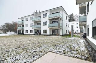 Wohnung kaufen in Hermann Voland Str. 6-8, 78126 Königsfeld, Südwestterrasse - Neubauwohnung mit Aufzug & Tiefgarage in ruhiger Innenstadtlage