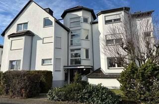 Wohnung kaufen in 61350 Bad Homburg, Dachgeschoss-Wohnung mit 30m² großer Terrasse