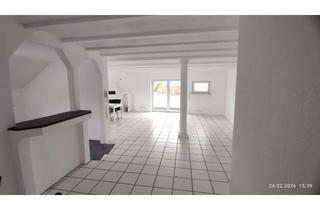 Wohnung mieten in Geilenkirchener Str. 85, 52531 Übach-Palenberg, Stilvolle, vollständig renovierte 3-Zimmer-Wohnung in Übach-Palenberg