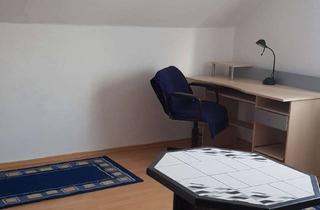 Wohnung mieten in 65479 Raunheim, Einfache Dachwohnung